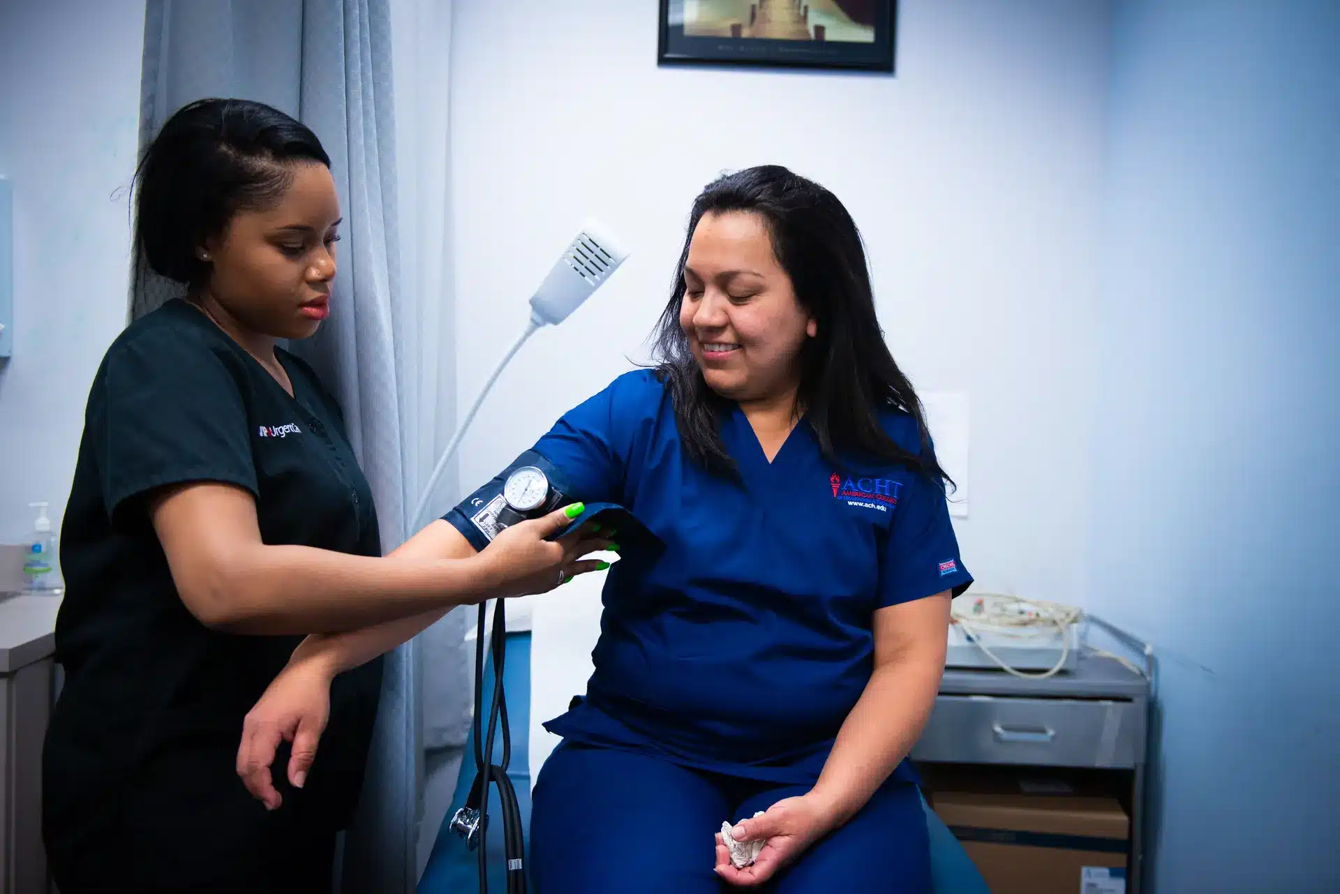 Medical assistant extern working in a California healthcare clinic