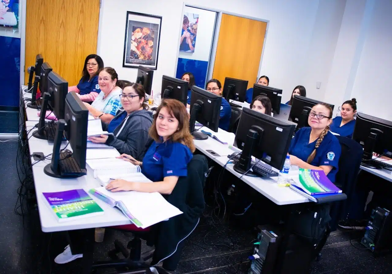 Students outside Santa Ana Campus